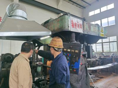 現(xiàn)場(chǎng)檢查測(cè)厚儀運(yùn)行情況與信息系統(tǒng)運(yùn)行維護(hù)服務(wù)的重要性